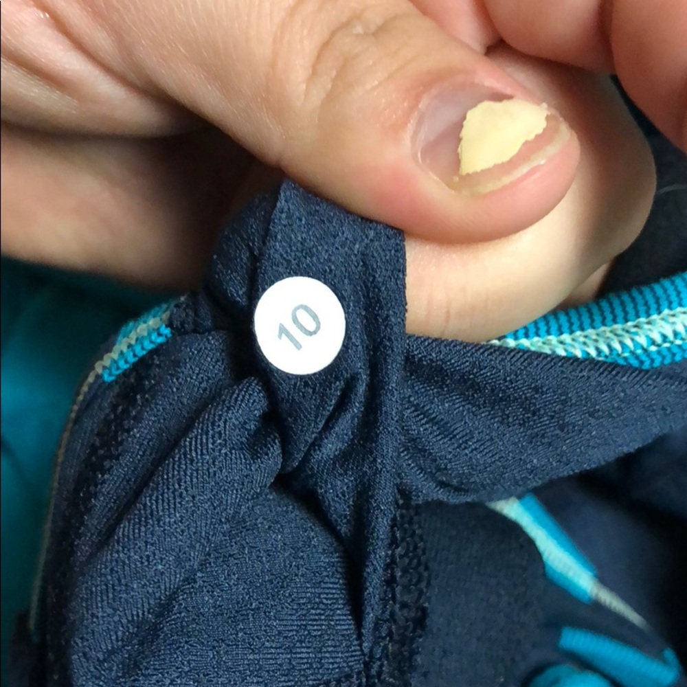 Lululemon - Picture 8 of 8